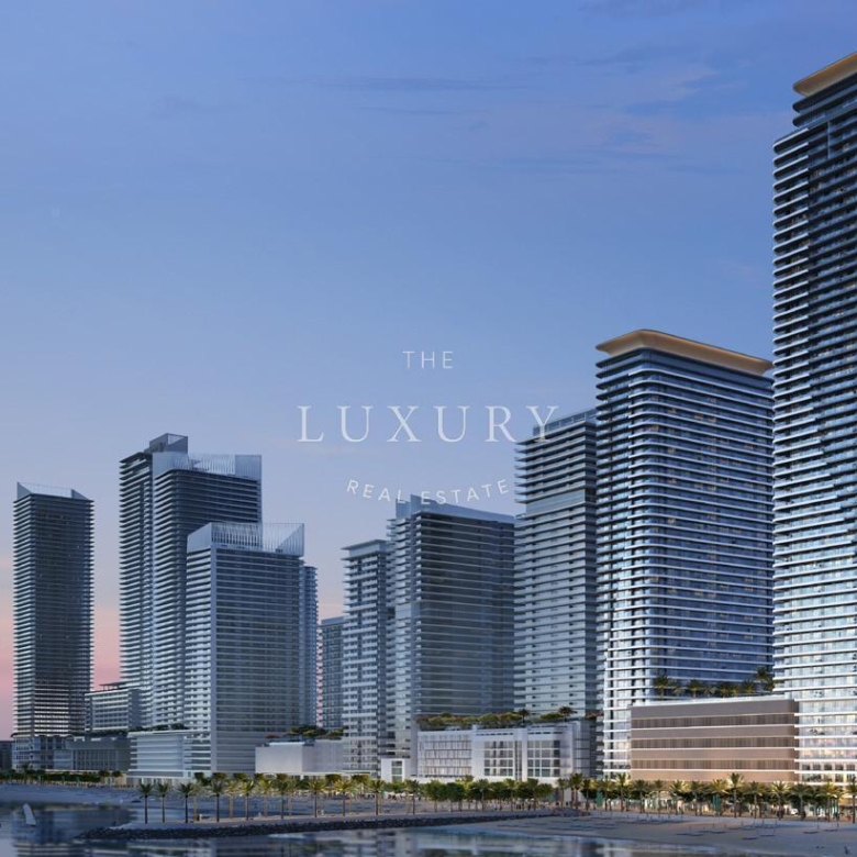 Prime real estate in Dubai for luxury living.