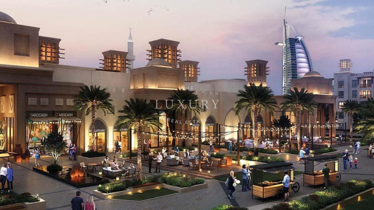 Luxurious homes for sale in Dubai with high-end finishes.