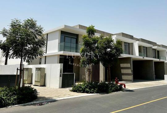 Luxury Villas in Dubai - Experience the luxury of Dubai